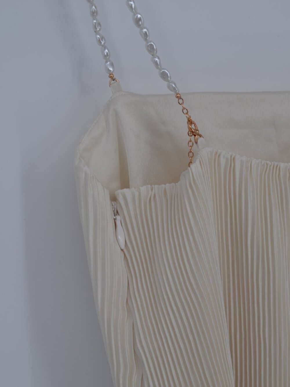 Abercrombie & Fitch The A&F Giselle Faux Pearl Pleated Mini Dress White S - Picture 5 of 8